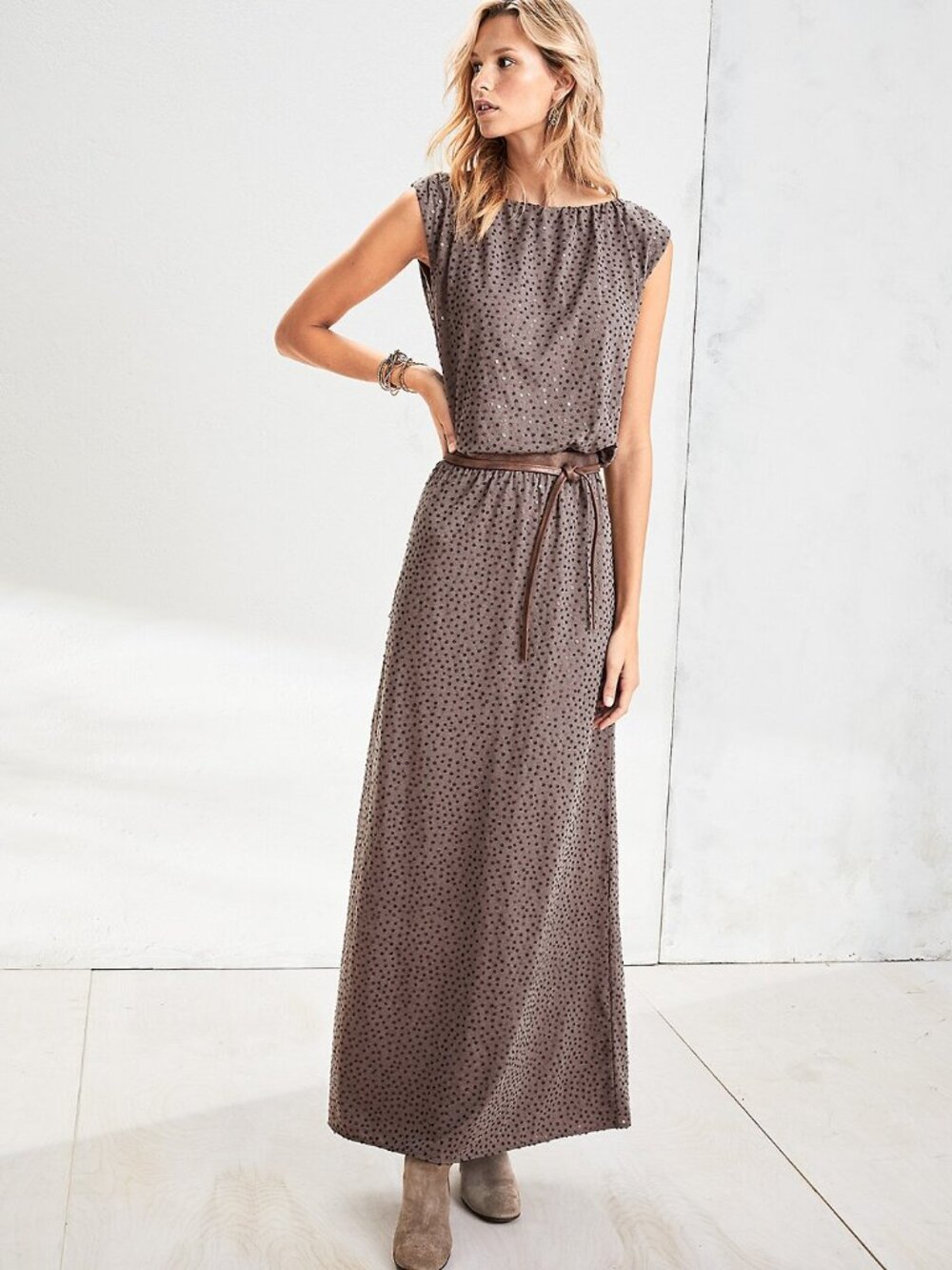 GARNET HILL SZ M Sequined Knit Maxi Dress Bohemian Brown